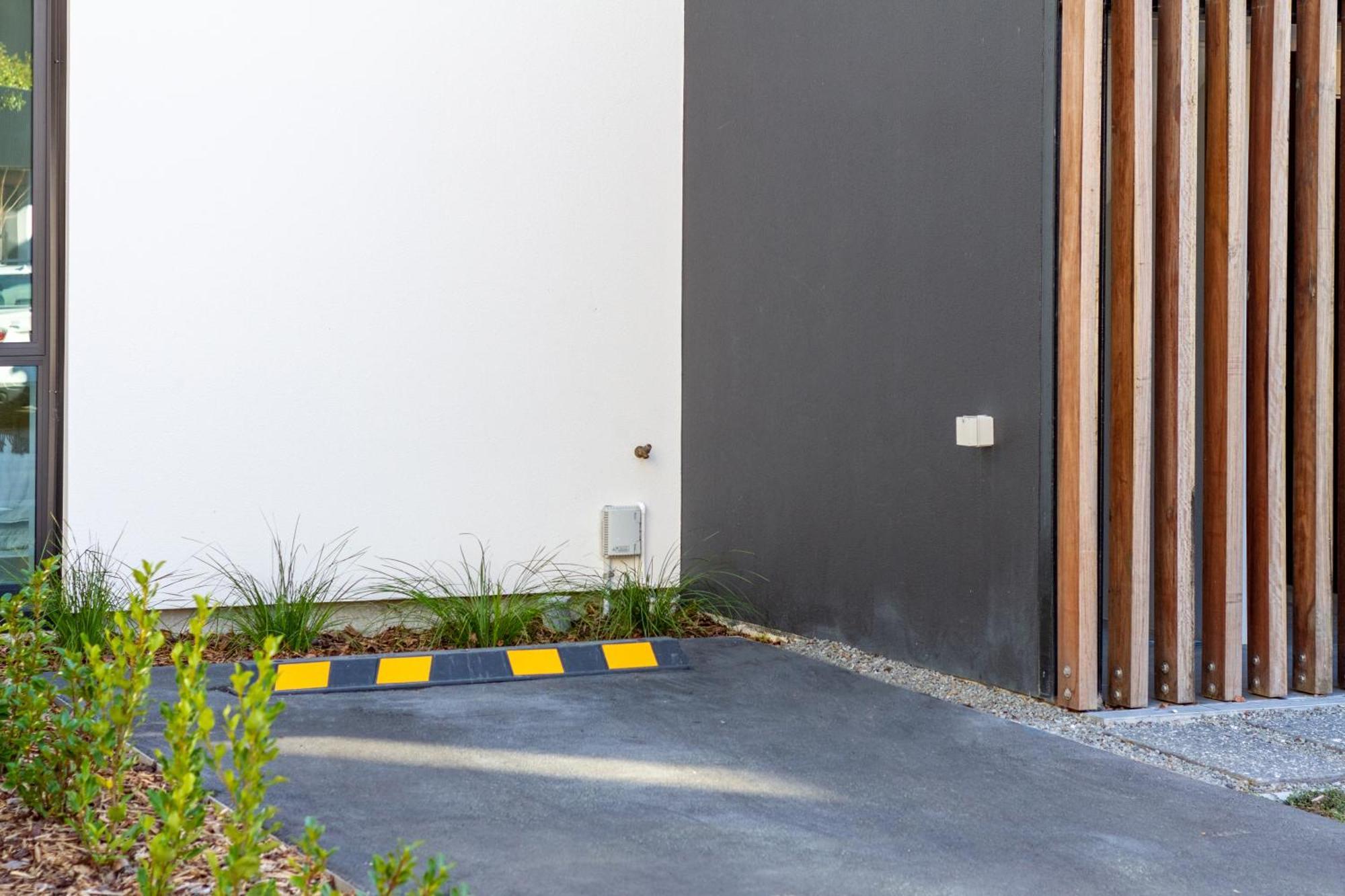 Getaway On Manchester Street - Carpark, Central Christchurch Exteriör bild